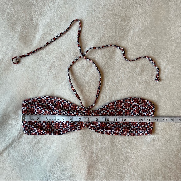 Old Navy Red, White, and Black Geometric Halter Bandeau Bikini Top Swimsuit - Picture 3 of 5